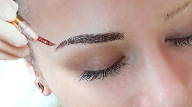Навчання мікроблейдінг 6d brows